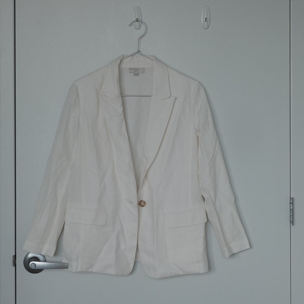 LOFT Petite White Blazer